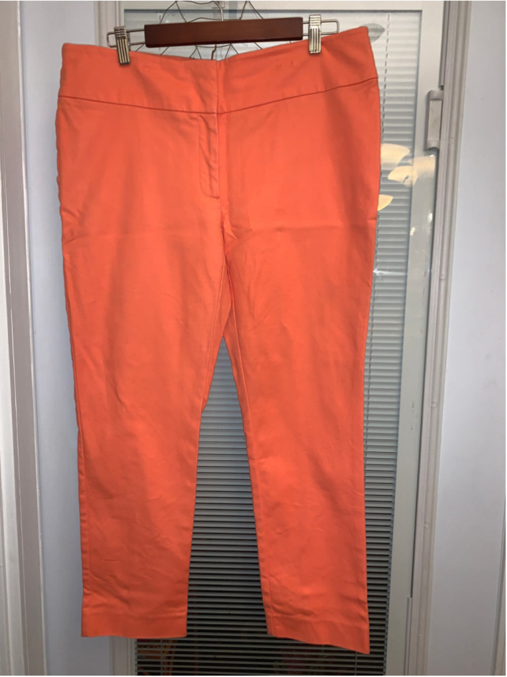 Women's Le Château Orange capri Trousers Size 12